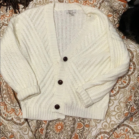 white cardigan forever 21